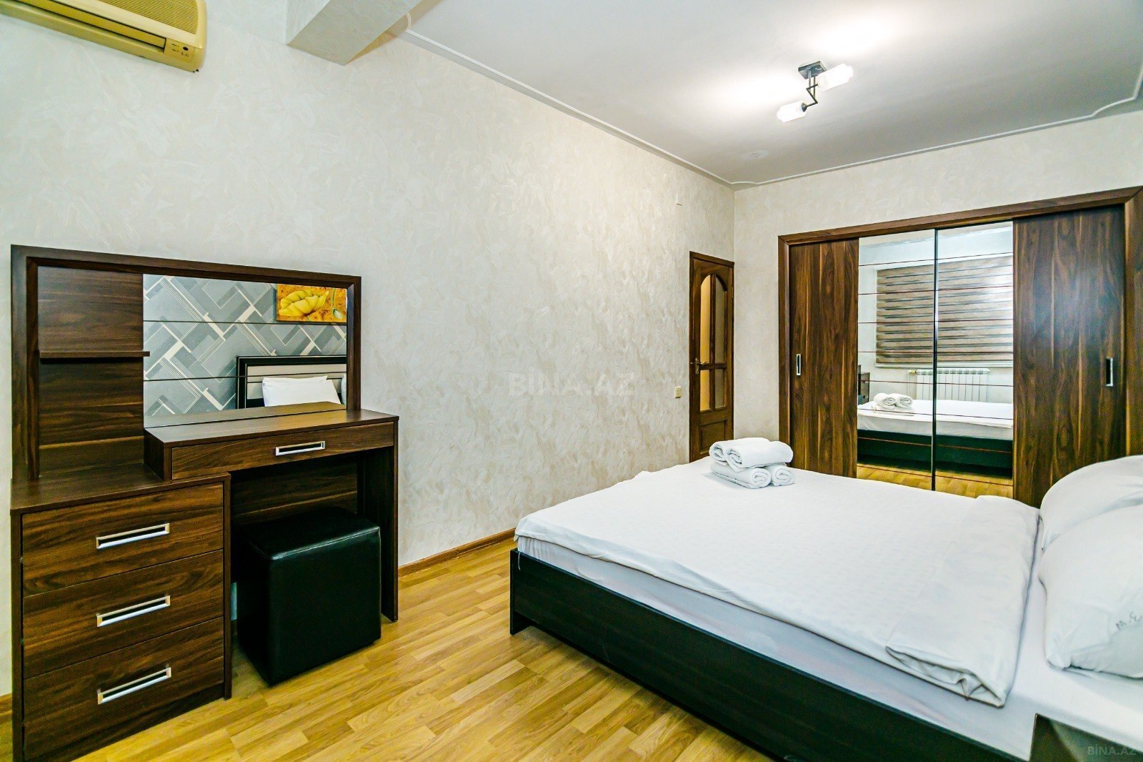 3-комн. вторичка - м. Сахил - 125 м² (10)