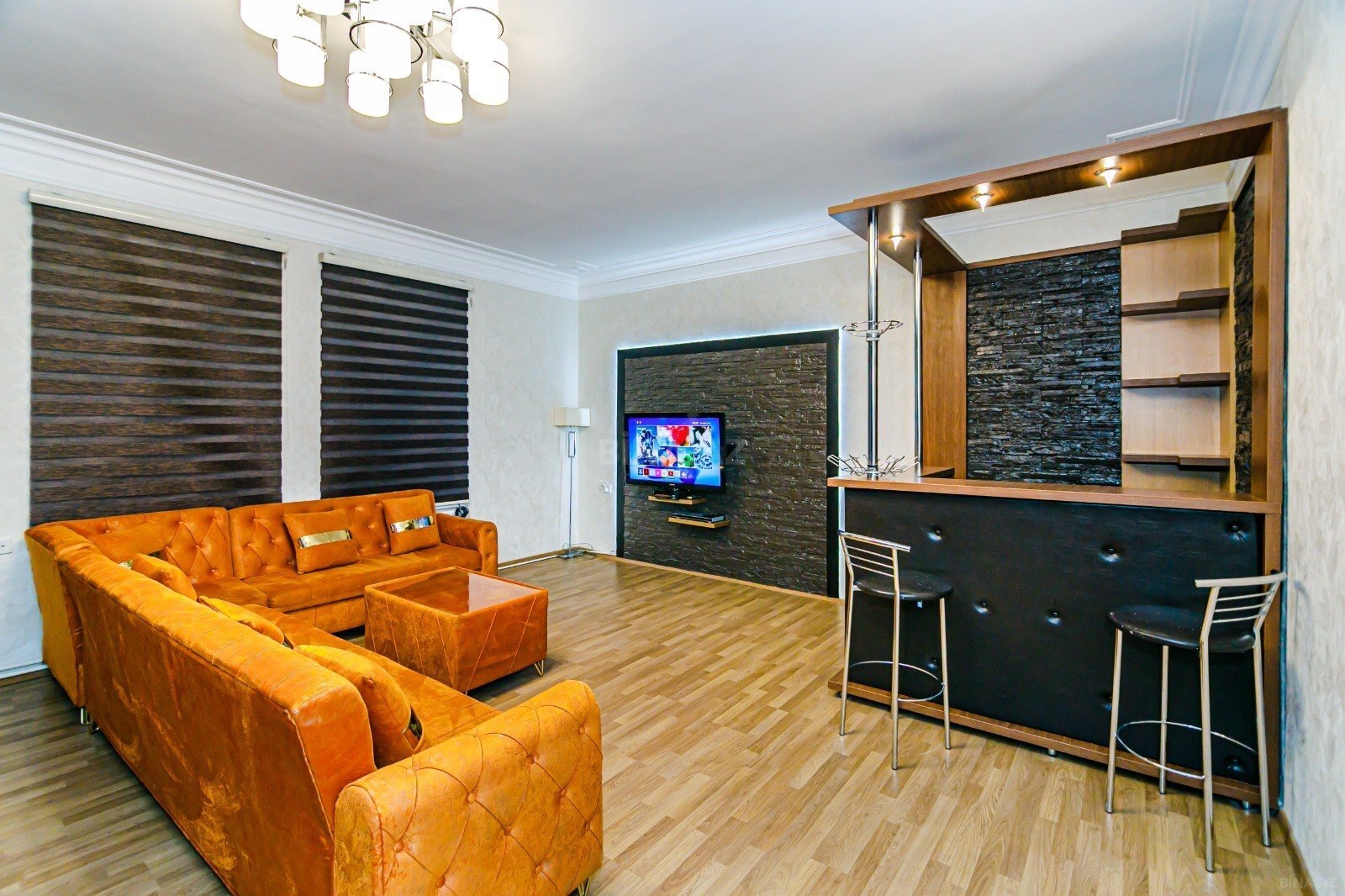 3-комн. вторичка - м. Сахил - 125 м² (28)