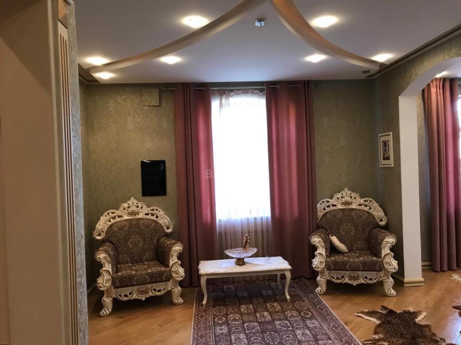 6-комн. дом/дача - пос. Бильгях - 370 м² (15)