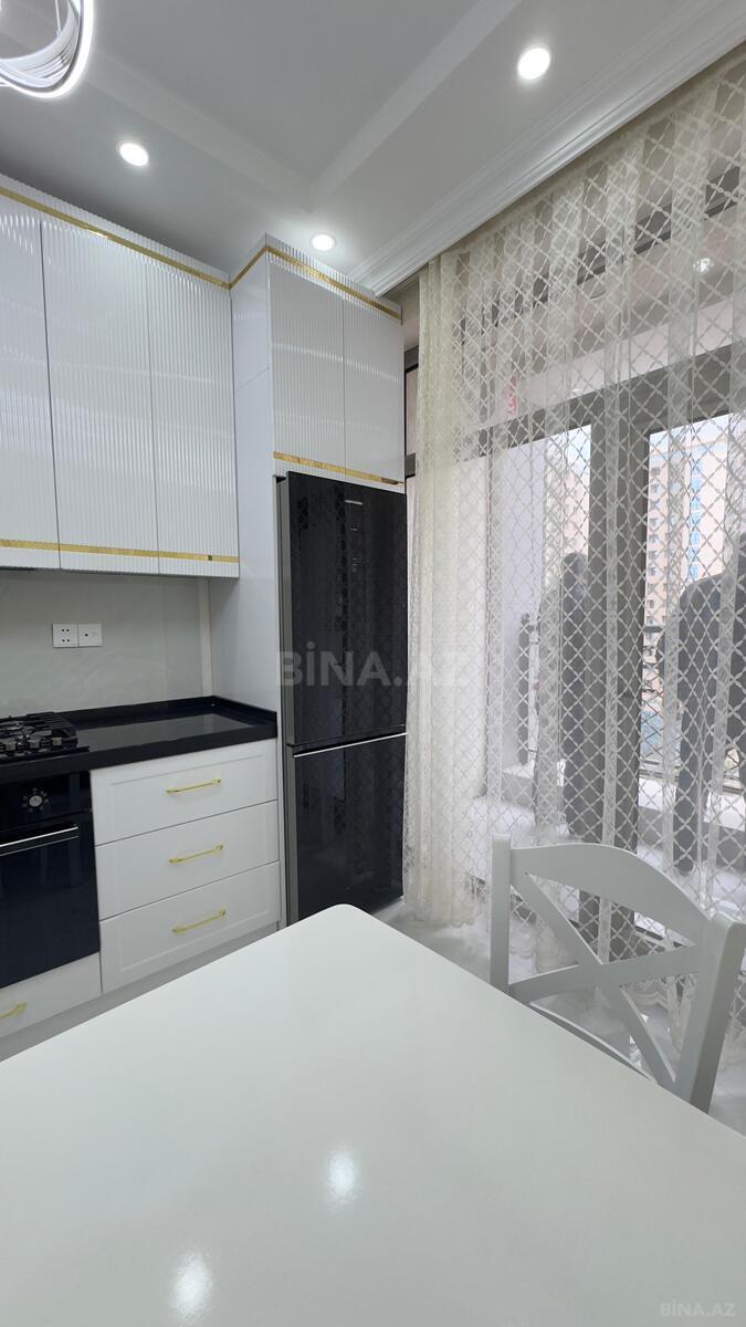 3-комн. новостройка - м. 28 мая - 106 м² (5)