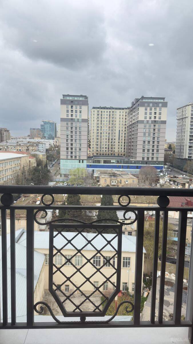 3-комн. новостройка - м. 28 мая - 106 м² (19)