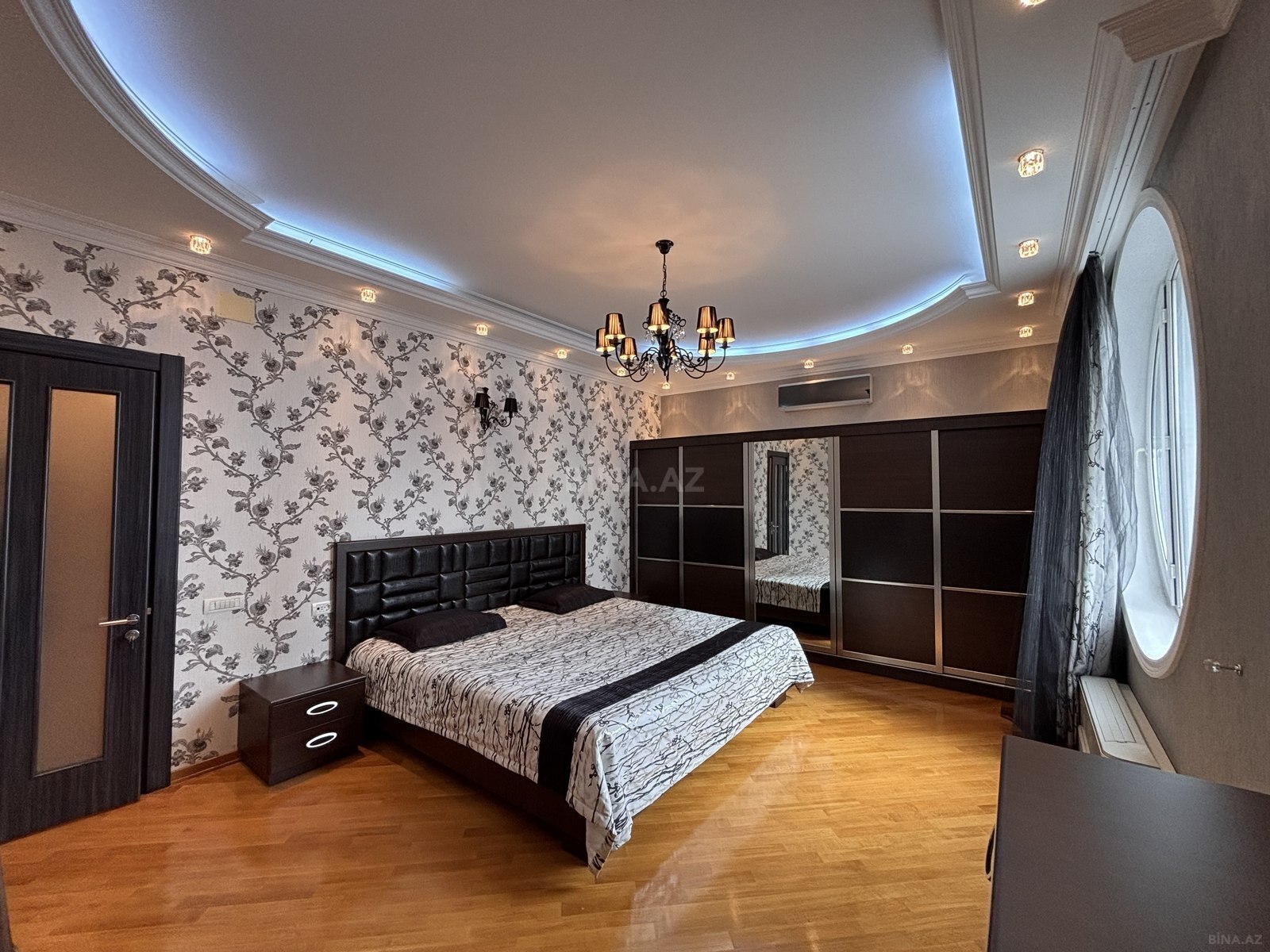 4-комн. новостройка - м. 8 ноября - 211 м² (13)
