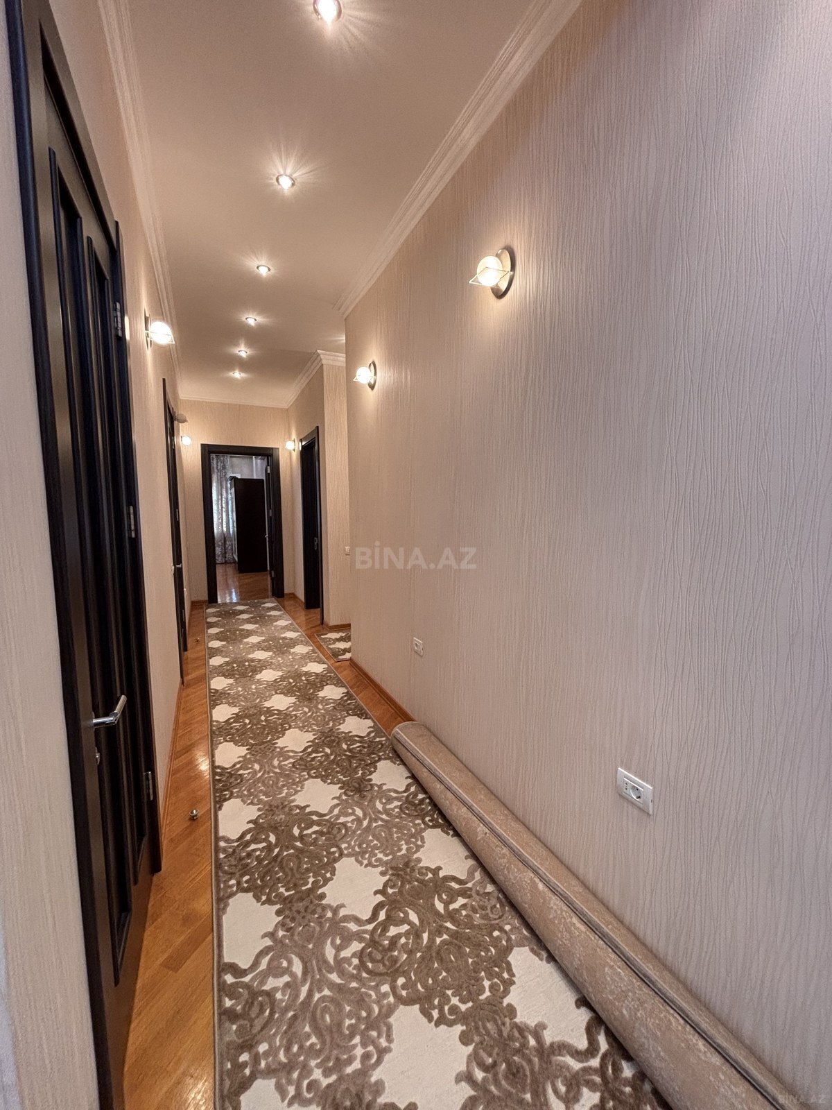 4-комн. новостройка - м. 8 ноября - 211 м² (22)