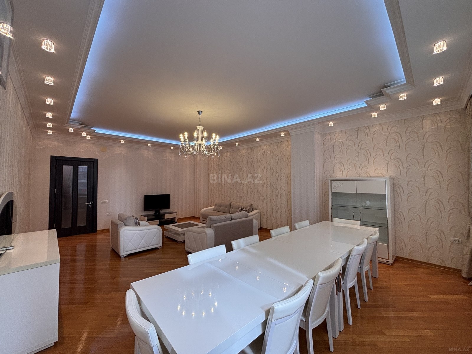 4-комн. новостройка - м. 8 ноября - 211 м² (16)