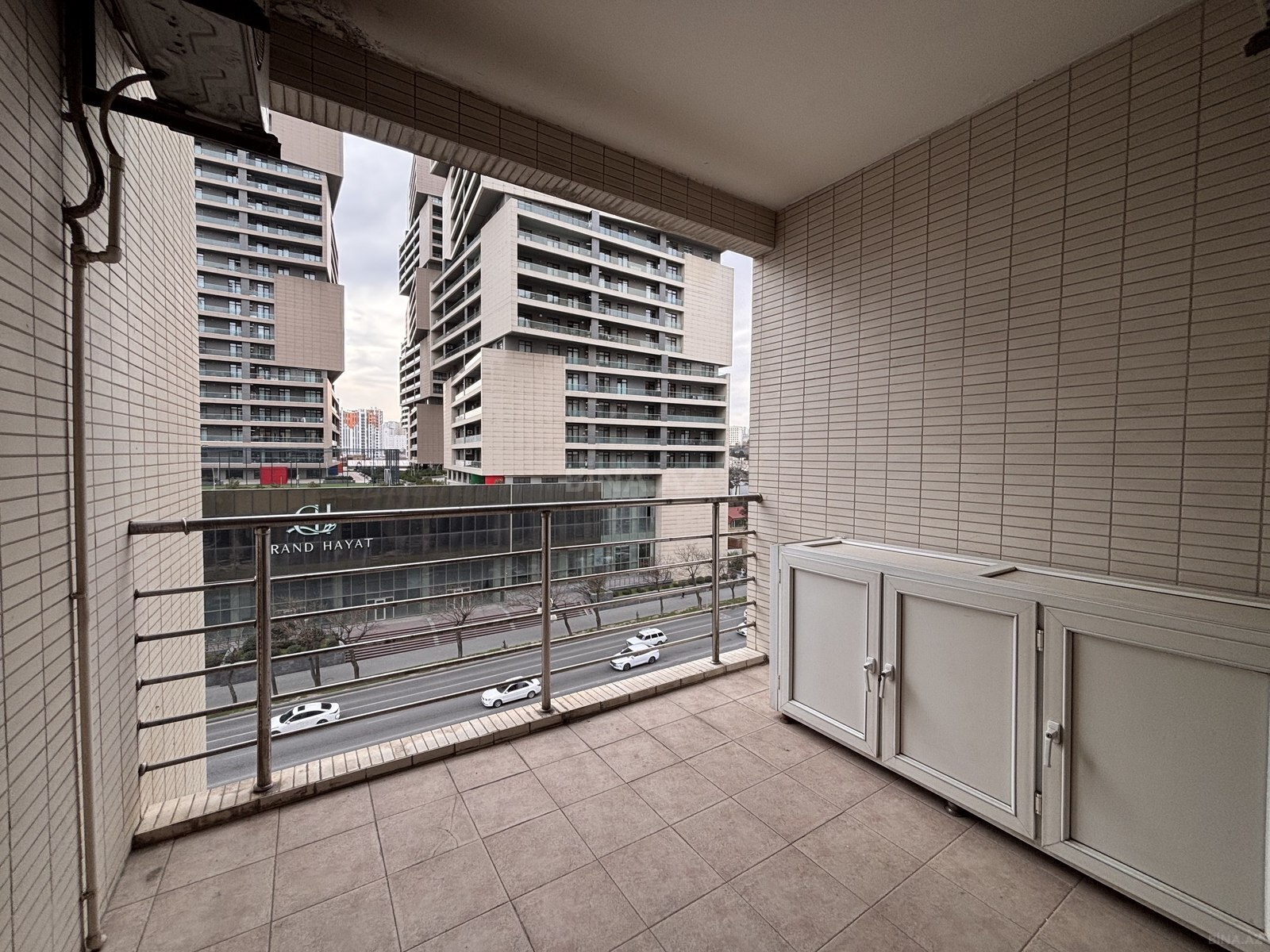 4-комн. новостройка - м. 8 ноября - 211 м² (26)