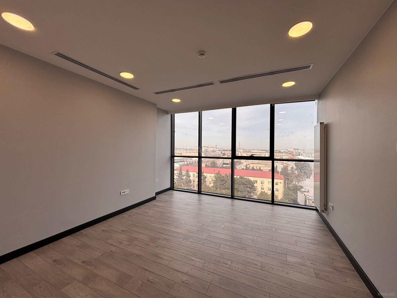 6-комн. офис - м. Дернегюль - 300 м² (10)