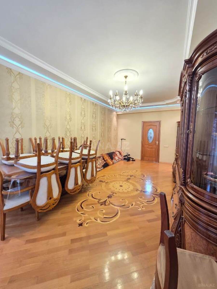 3-комн. новостройка - м. 8 ноября - 125 м² (2)