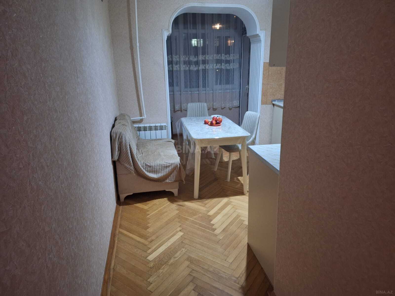 3 otaqlı köhnə tikili - Qara Qarayev m. - 70 m² (10)