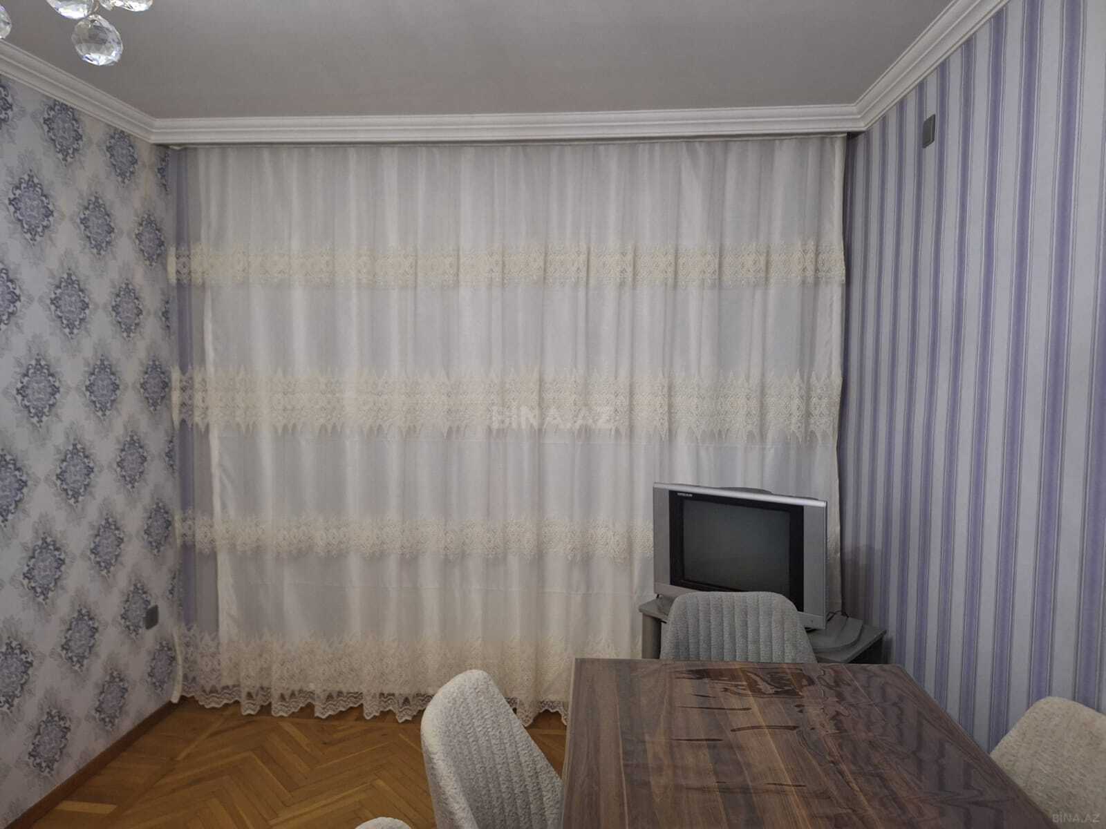 3 otaqlı köhnə tikili - Qara Qarayev m. - 70 m² (1)