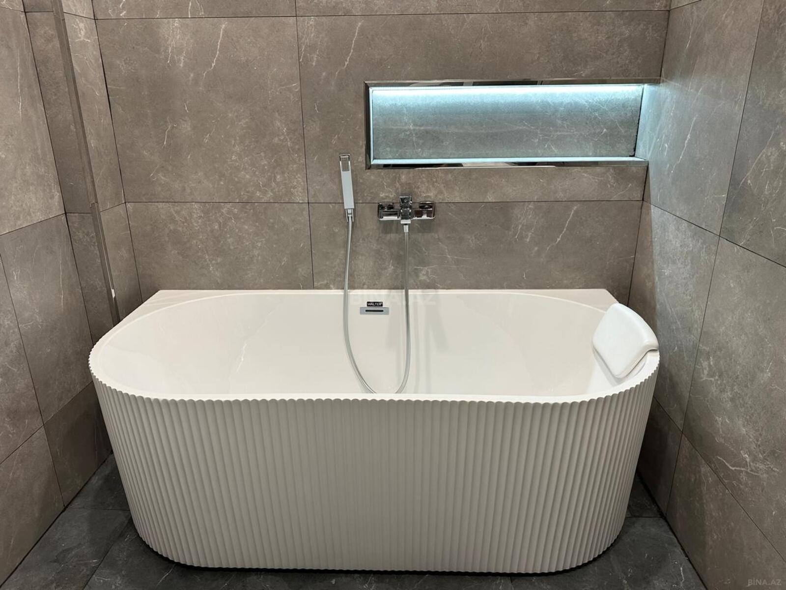 4-комн. дом/дача - пос. Новханы - 200 м² (10)