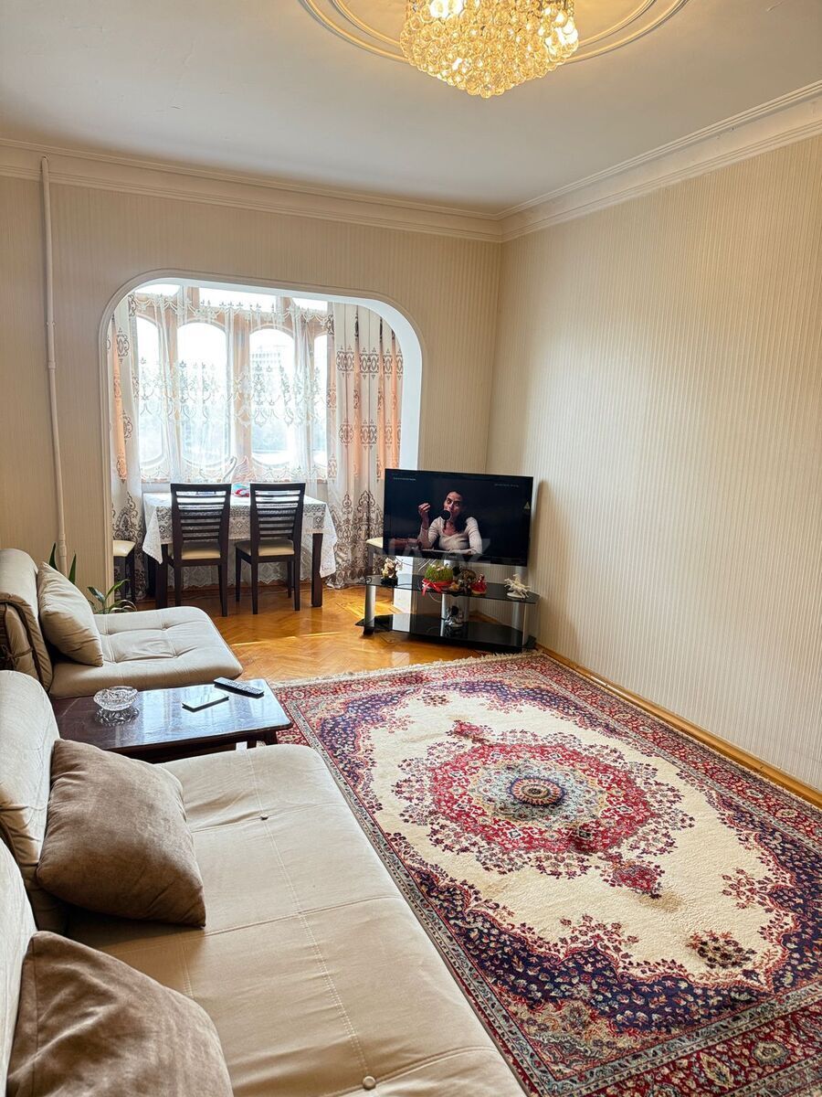 3-комн. вторичка - м. Азадлыг проспекти - 90 м² (2)