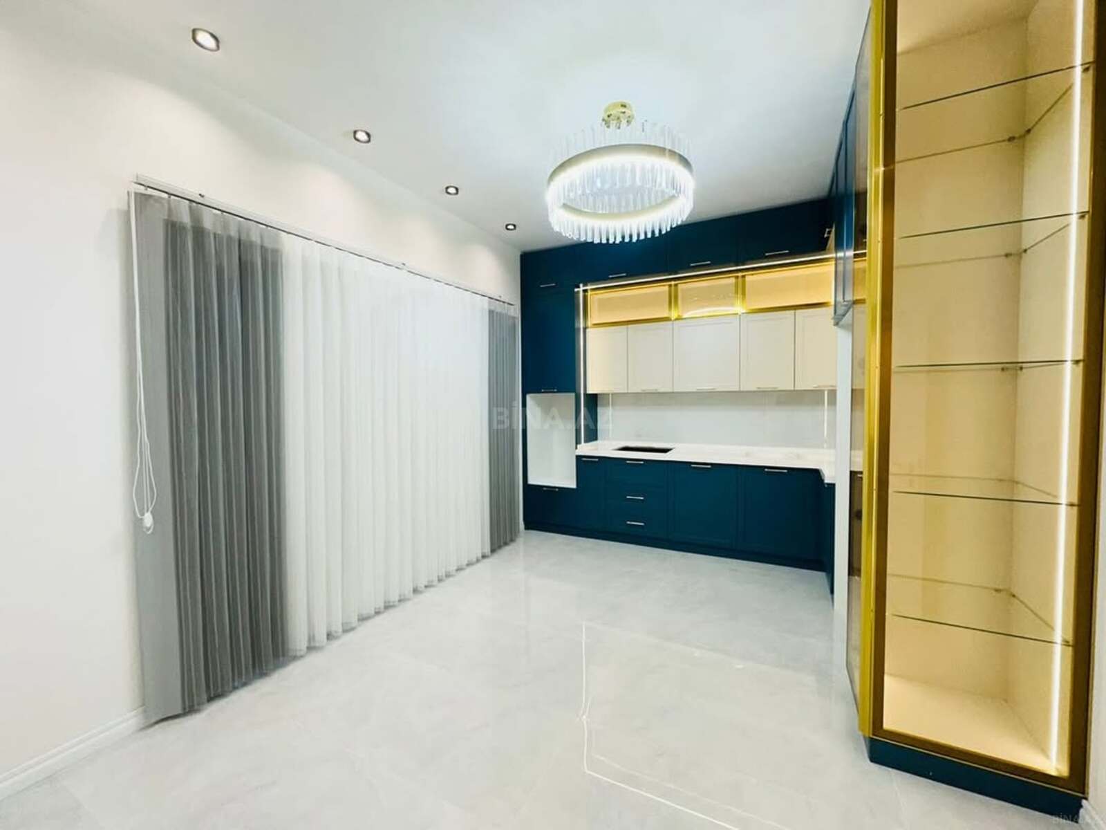 4-комн. дом/дача - пос. Sea Breeze - 300 м² (8)