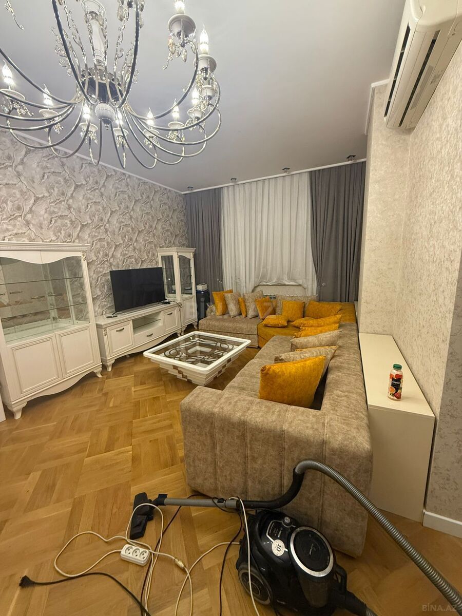 3-комн. новостройка - м. Элмляр Академиясы - 131 м² (1)