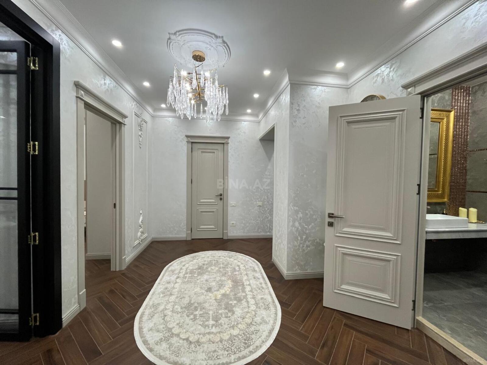 3-комн. новостройка - м. 8 ноября - 145 м² (21)