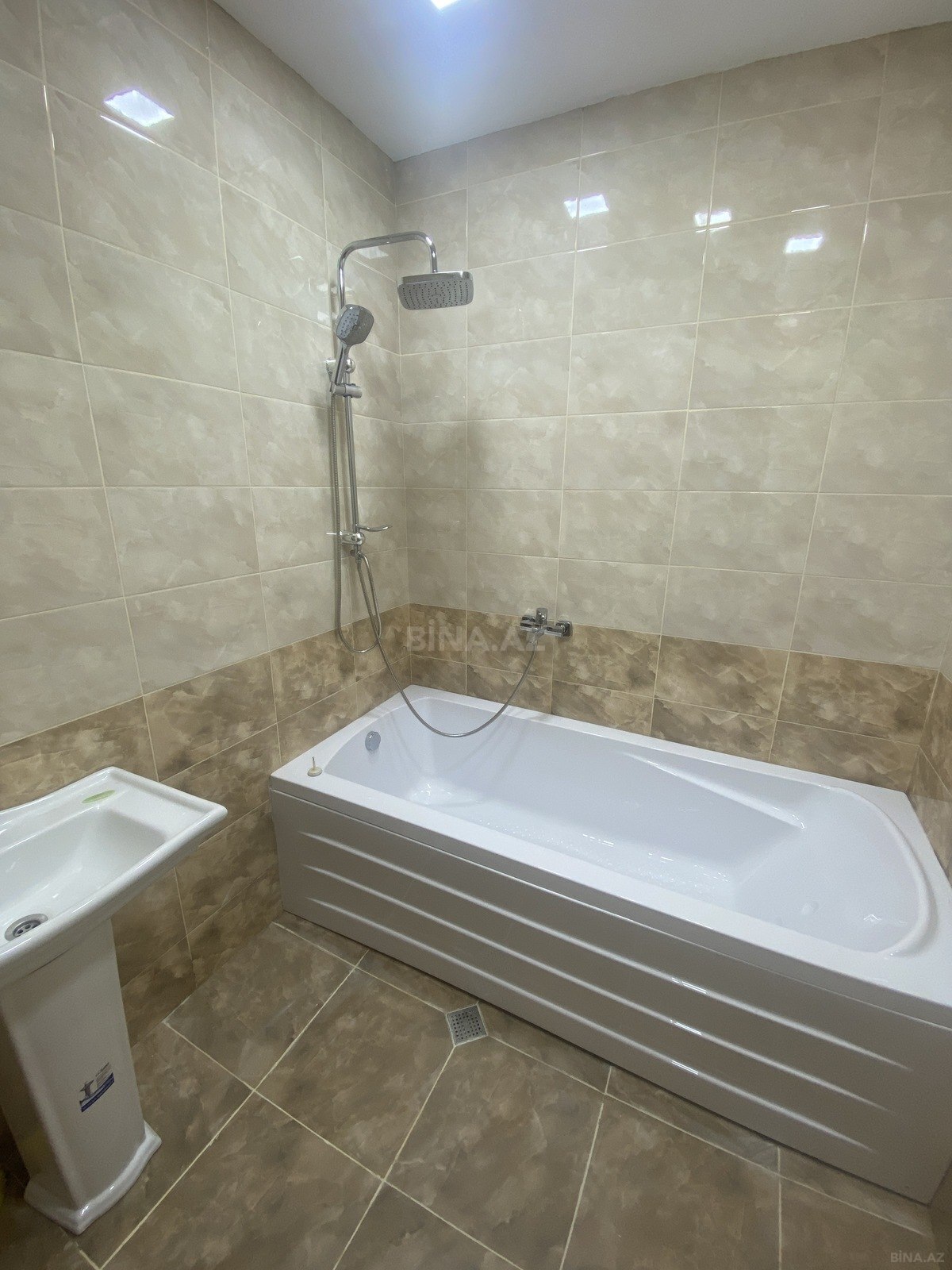 3-комн. новостройка - Насиминский  р. - 140 м² (18)