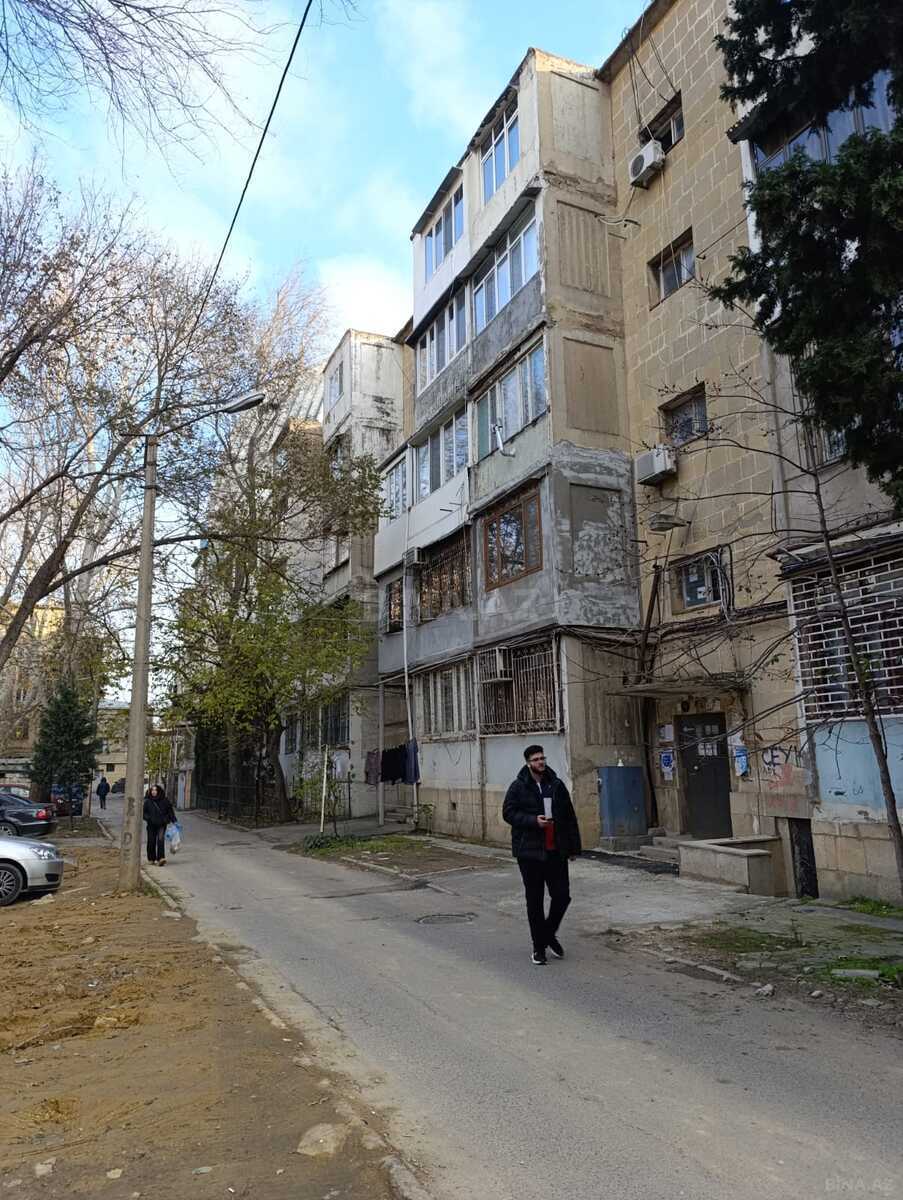 2-комн. вторичка - м. Элмляр Академиясы - 50 м² (1)