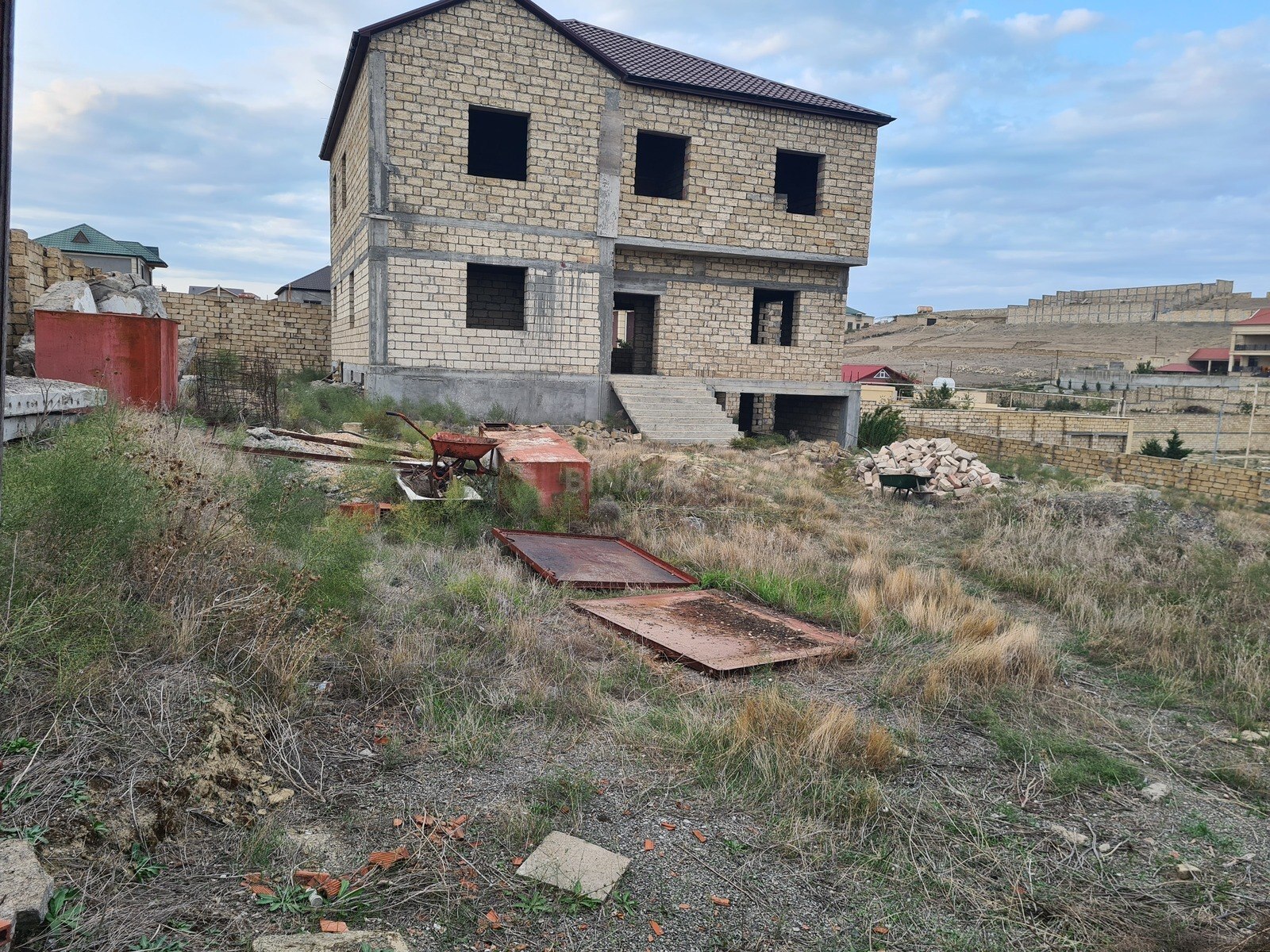 10-комн. дом/дача - пос. Новханы - 450 м² (2)
