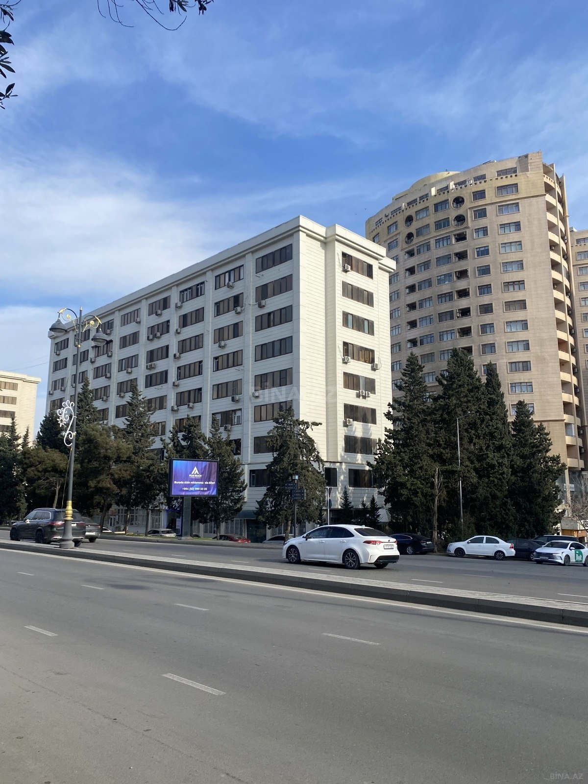2-комн. вторичка - м. Иншаатчылар - 70 м² (1)
