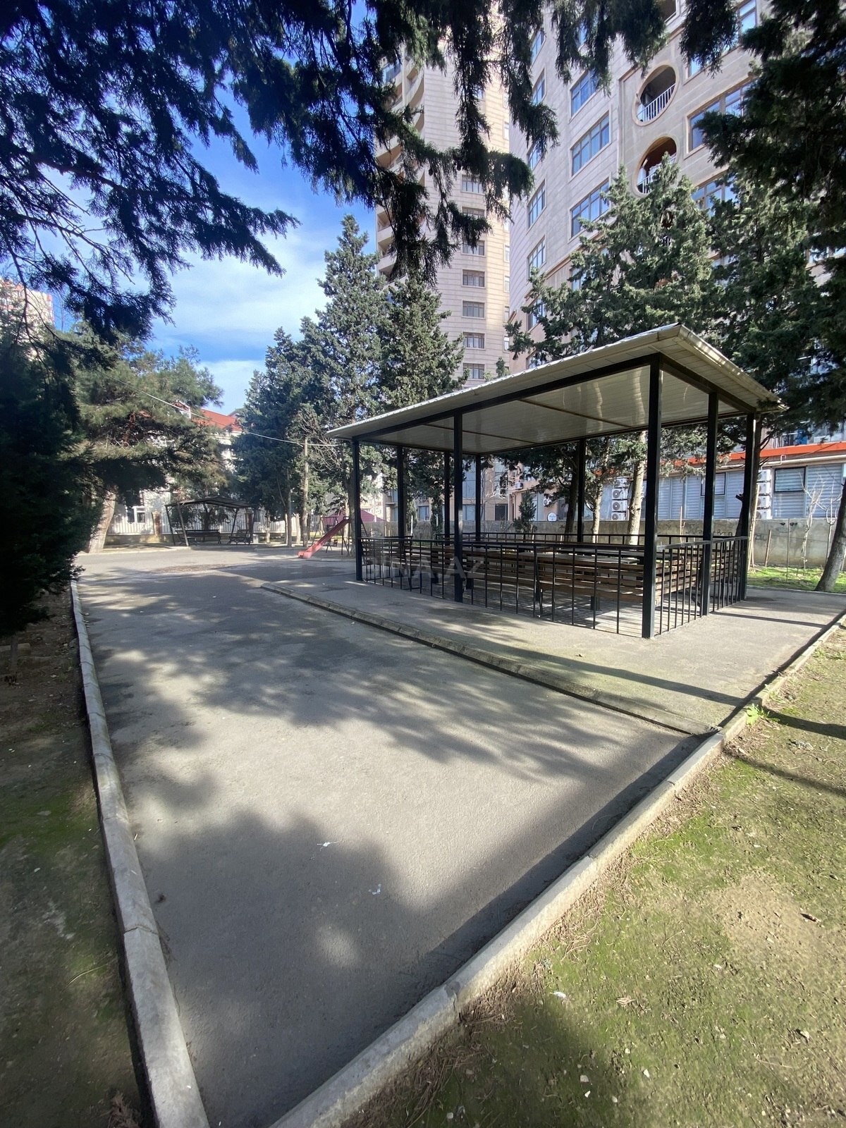2-комн. вторичка - м. Иншаатчылар - 70 м² (12)