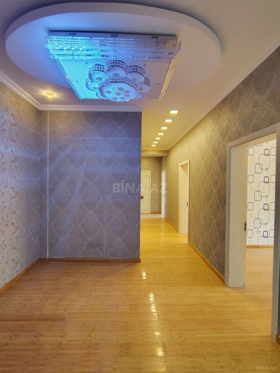3-комн. новостройка - м. 8 ноября - 140 м² (1)
