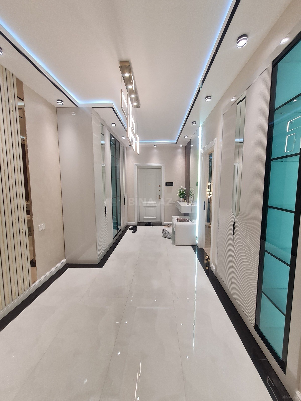 3-комн. новостройка - м. 28 мая - 137 м² (8)