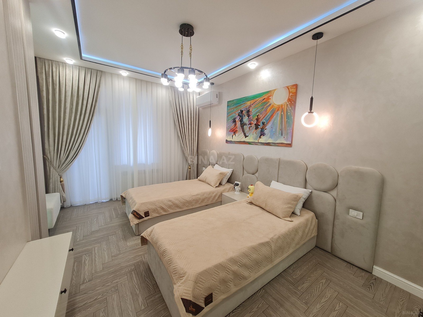 3-комн. новостройка - м. 28 мая - 137 м² (5)
