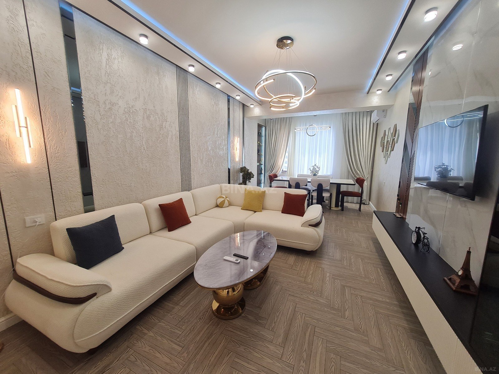 3-комн. новостройка - м. 28 мая - 137 м² (1)