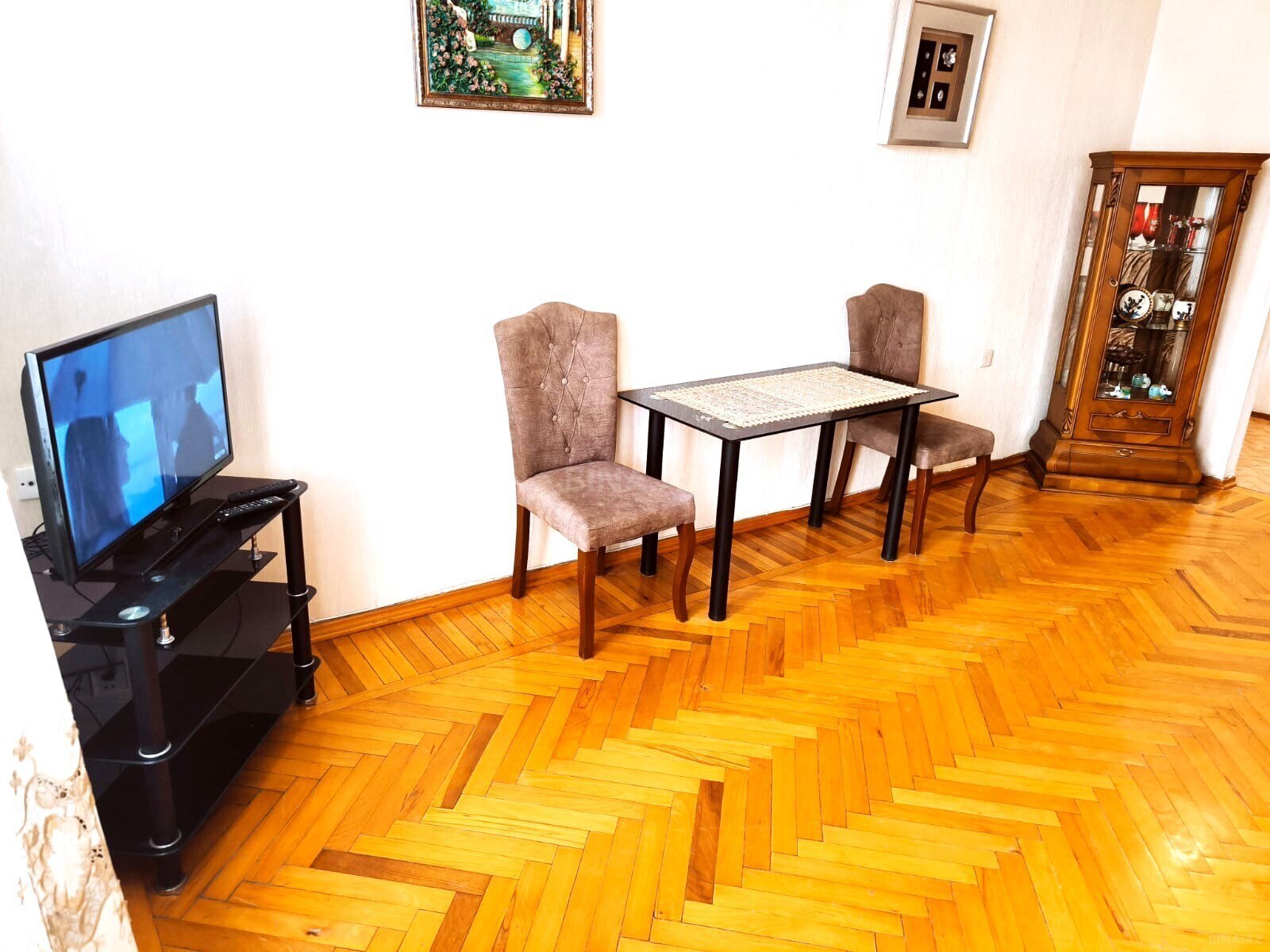 2-комн. вторичка - м. 28 мая - 60 м² (1)