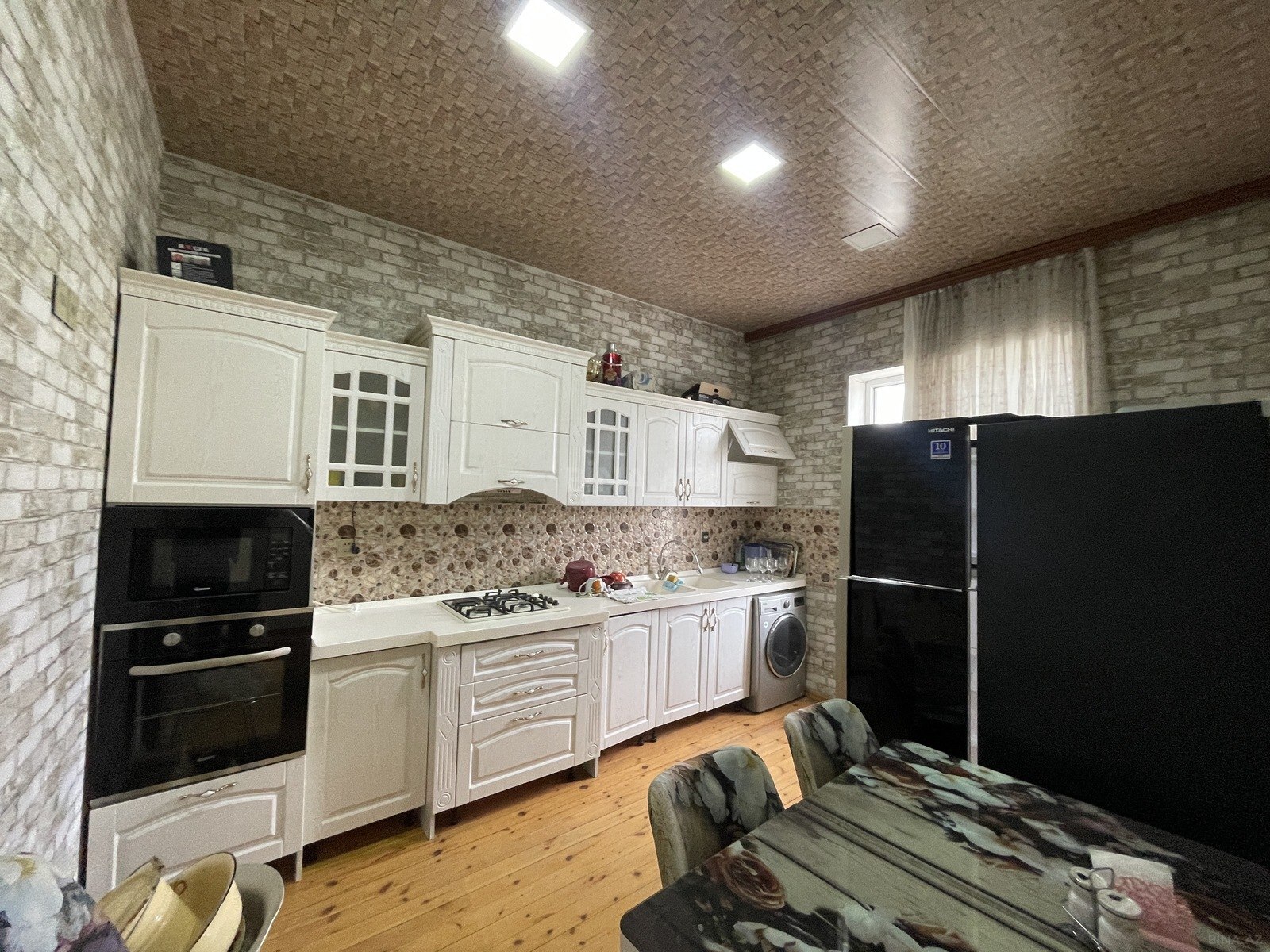 6-комн. дом/дача - пос. Биладжары - 190 м² (14)