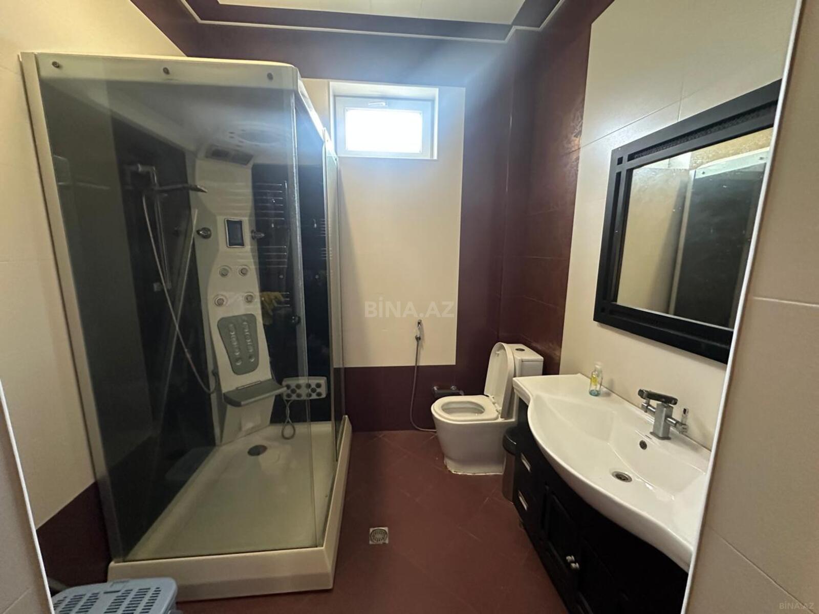 8 otaqlı həyət evi/bağ evi - Novxanı q. - 228 m² (26)