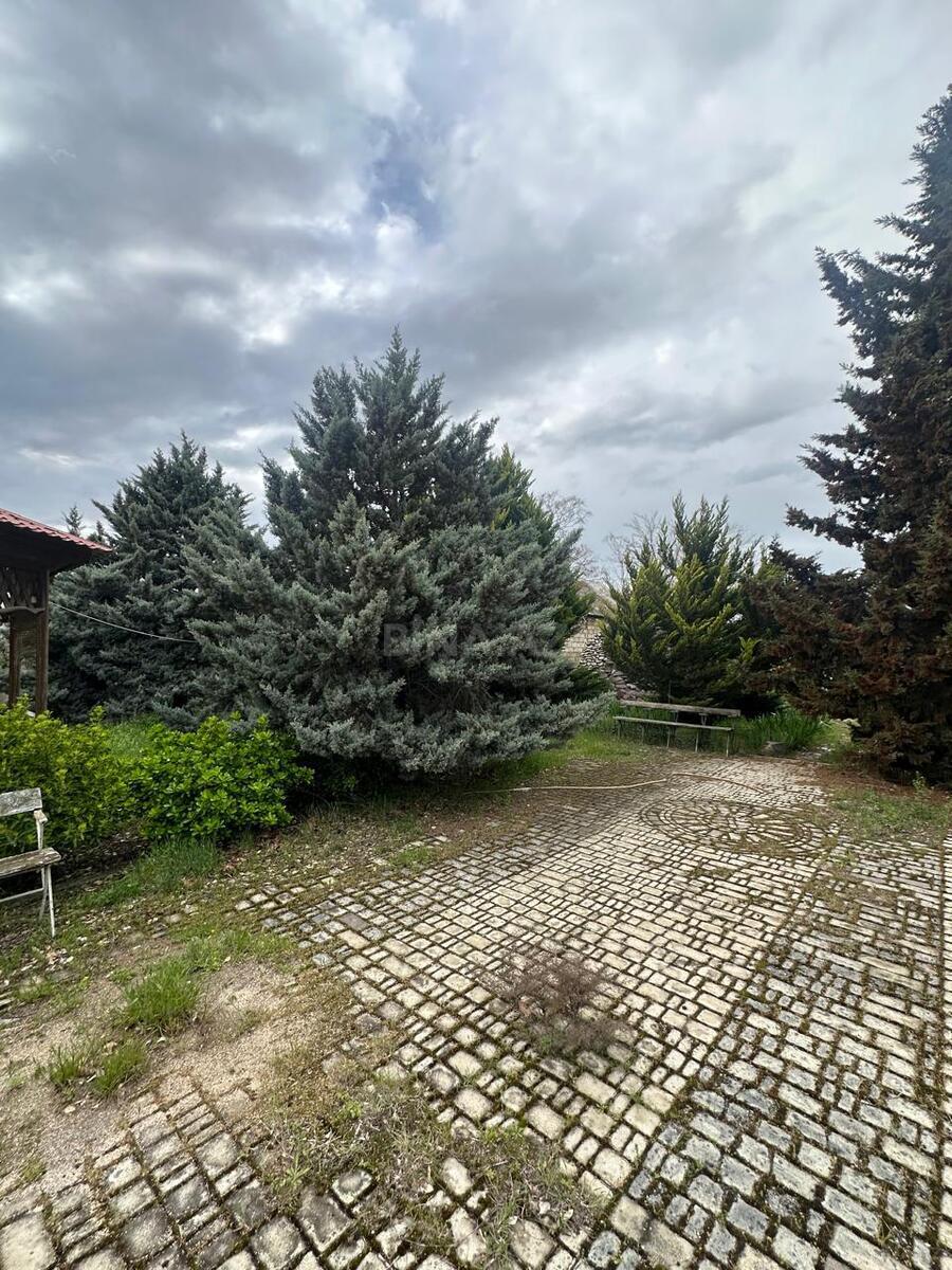 8 otaqlı həyət evi/bağ evi - Novxanı q. - 228 m² (13)