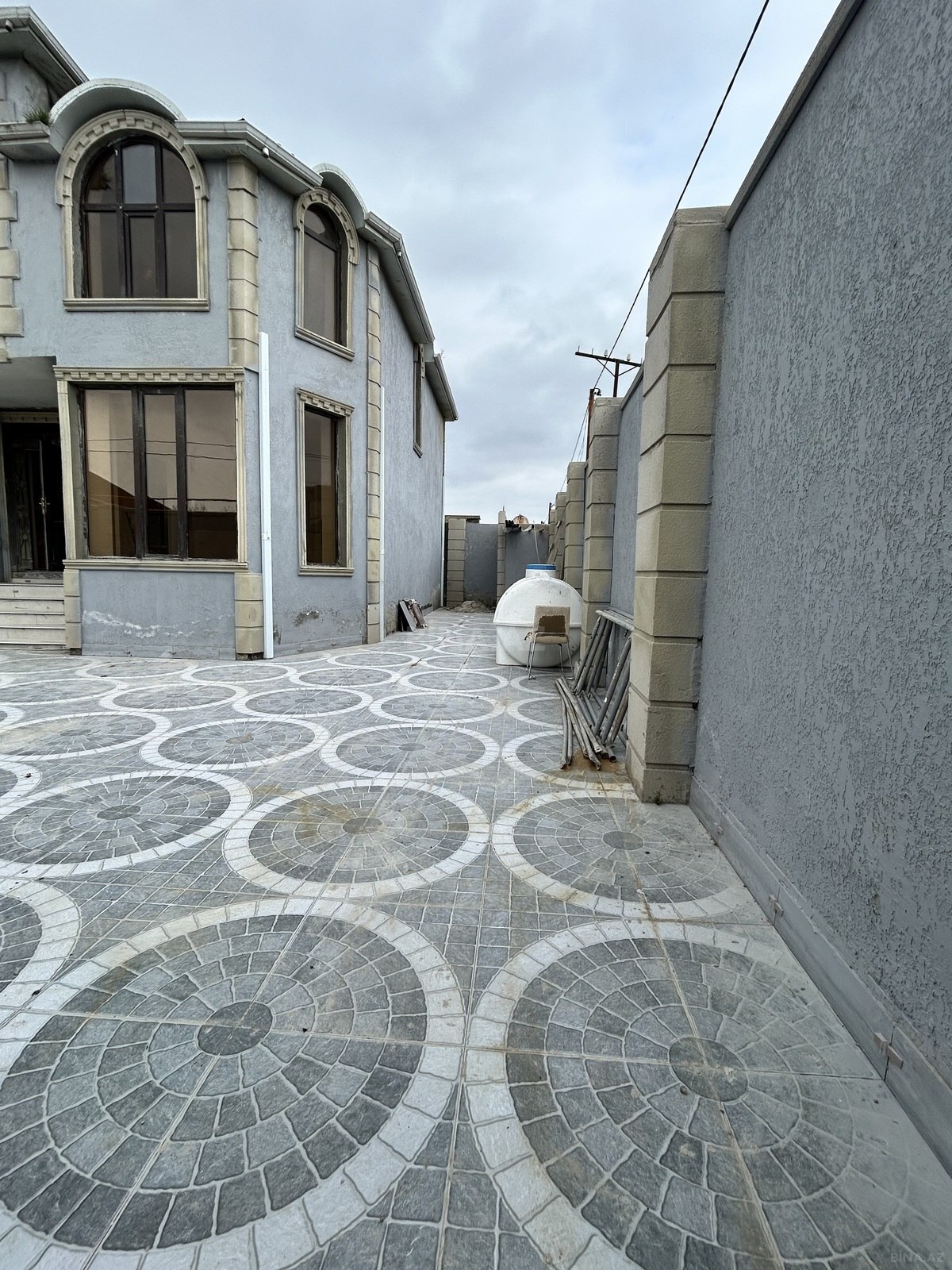 6-комн. дом/дача - пос. Бина - 240 м² (2)