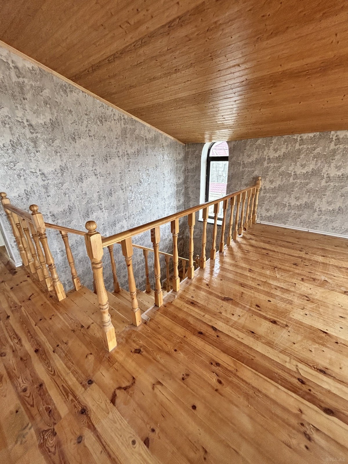 6-комн. дом/дача - пос. Бина - 240 м² (22)