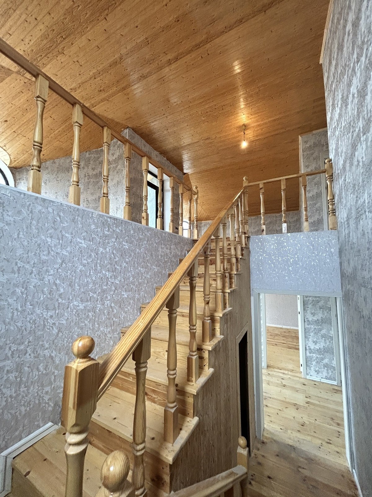 6-комн. дом/дача - пос. Бина - 240 м² (17)