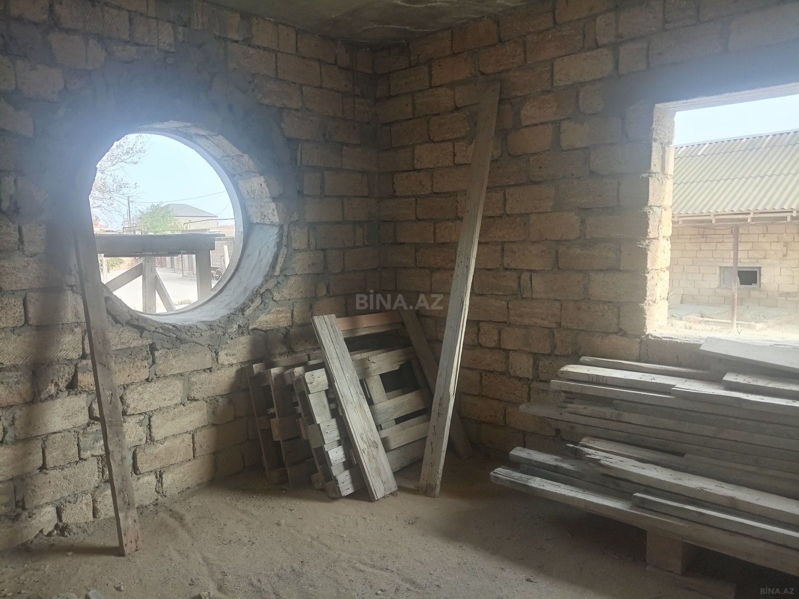 6-комн. дом/дача - пос. Пиршаги - 340 м² (12)