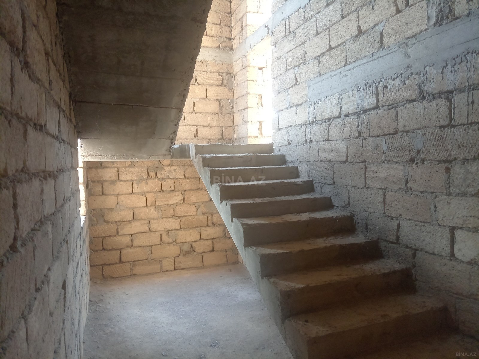 6-комн. дом/дача - пос. Пиршаги - 340 м² (10)