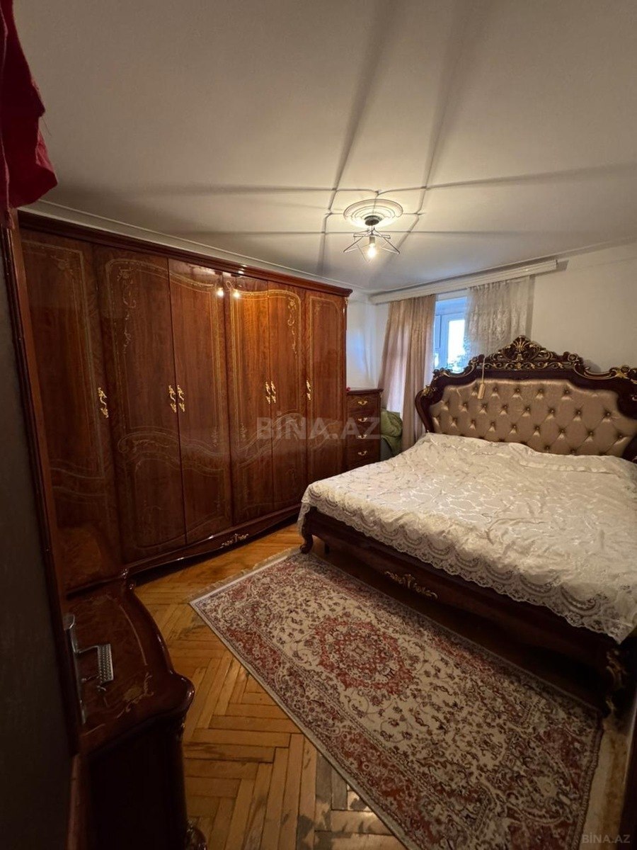 3-комн. вторичка - м. 20 января - 85 м² (3)
