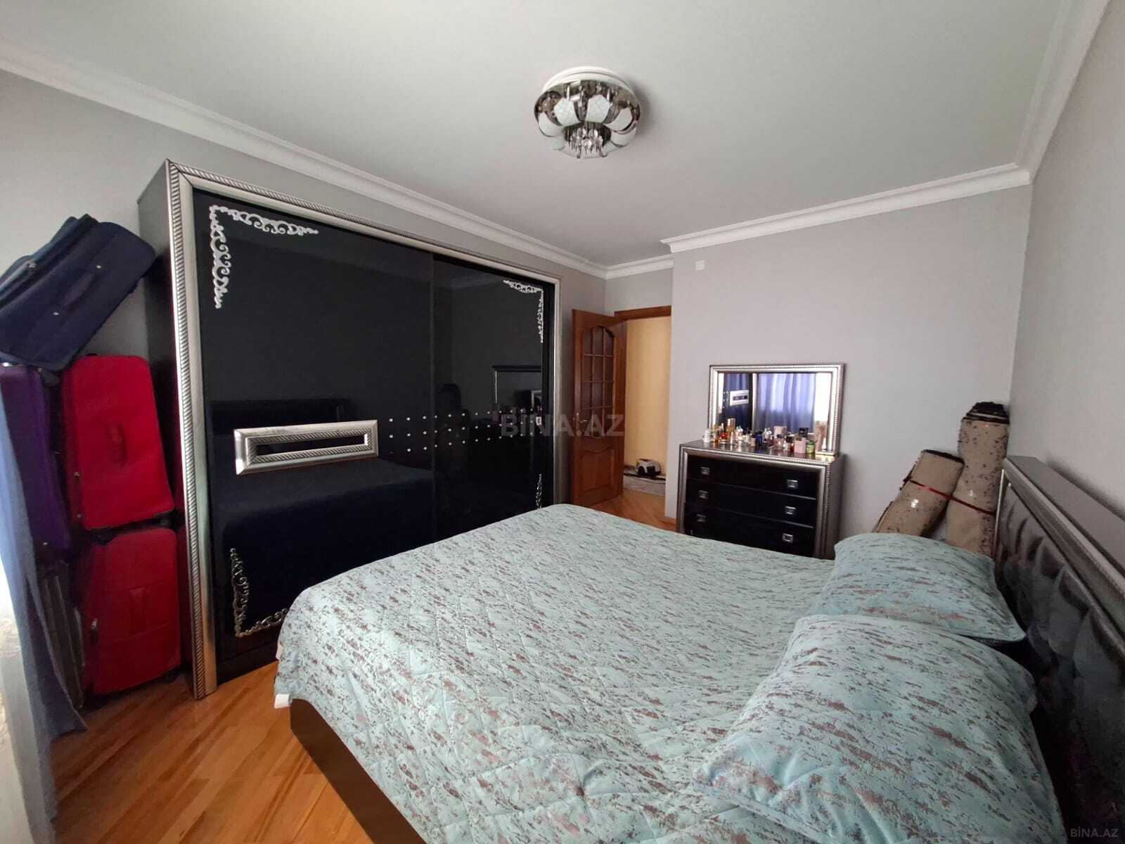3-комн. вторичка - м. Элмляр Академиясы - 85 м² (14)