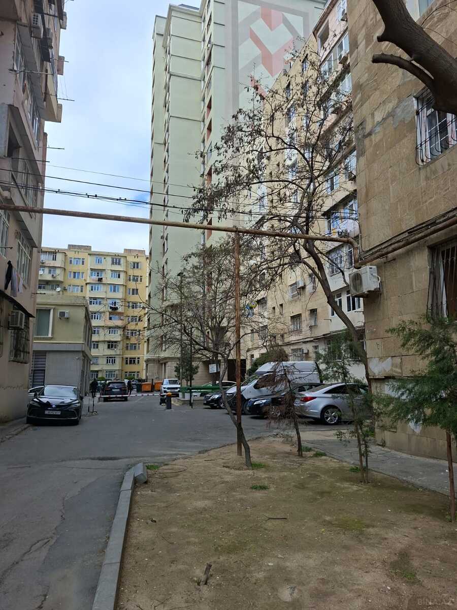3-комн. вторичка - м. Элмляр Академиясы - 85 м² (25)