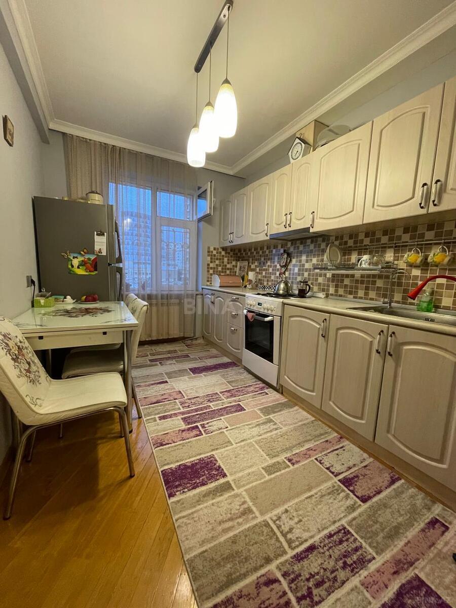 4-комн. вторичка - м. Элмляр Академиясы - 120 м² (18)
