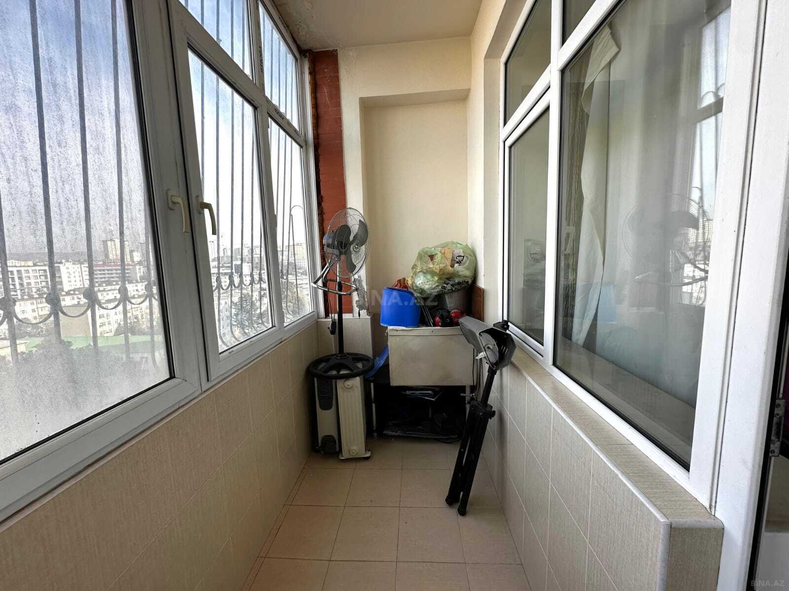3 otaqlı yeni tikili - 20 Yanvar m. - 140 m² (15)