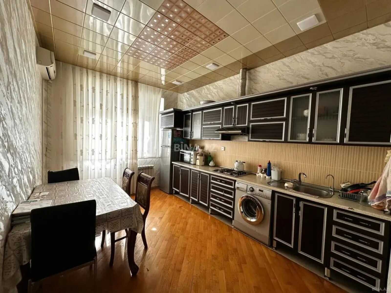 3 otaqlı yeni tikili - 20 Yanvar m. - 140 m² (6)