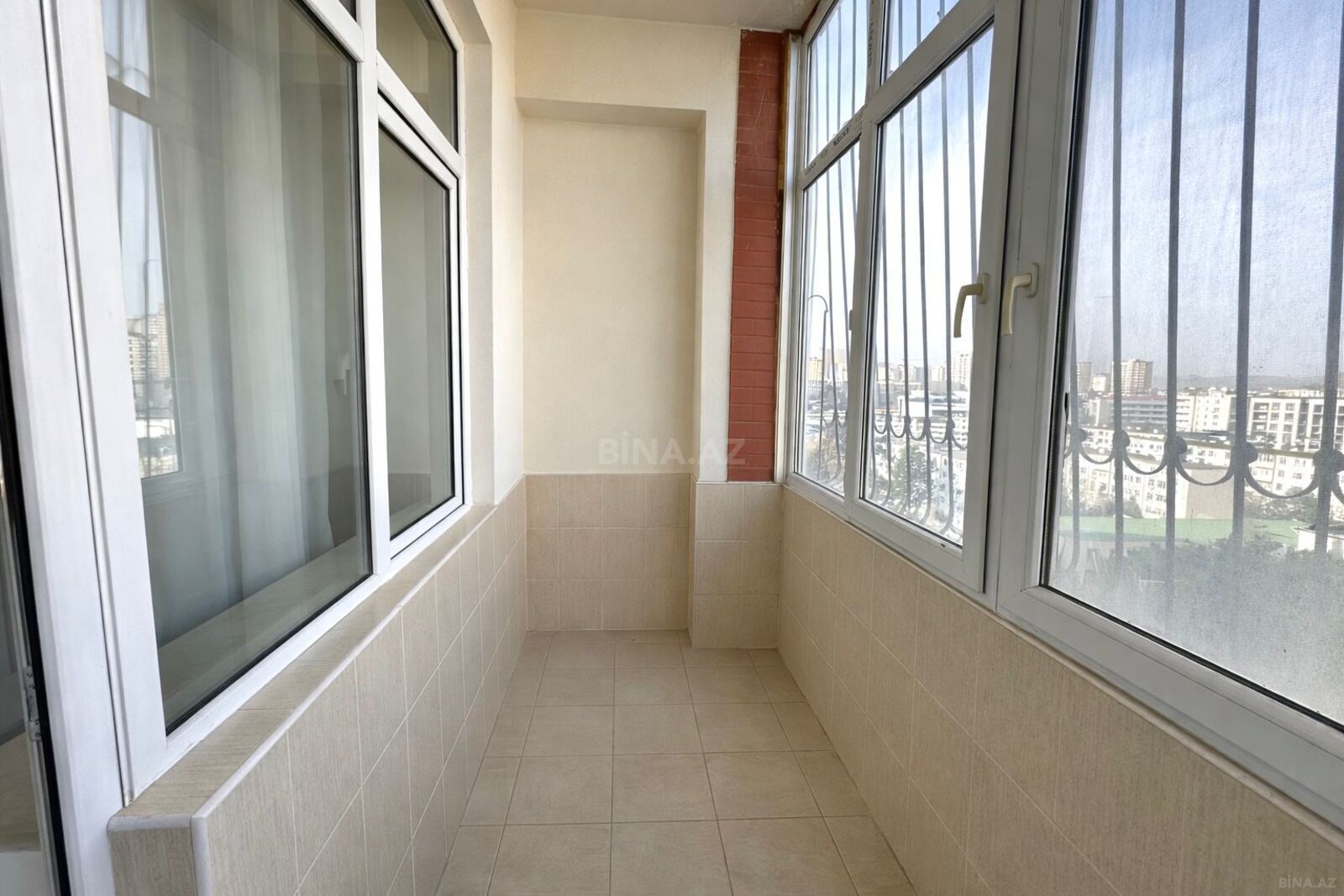 3 otaqlı yeni tikili - 20 Yanvar m. - 140 m² (13)