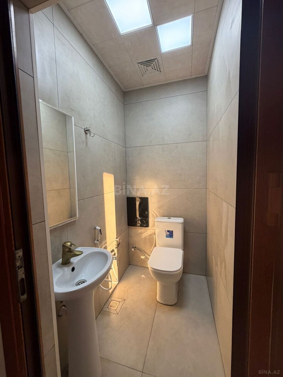 3-комн. новостройка - м. 8 ноября - 142 м² (13)