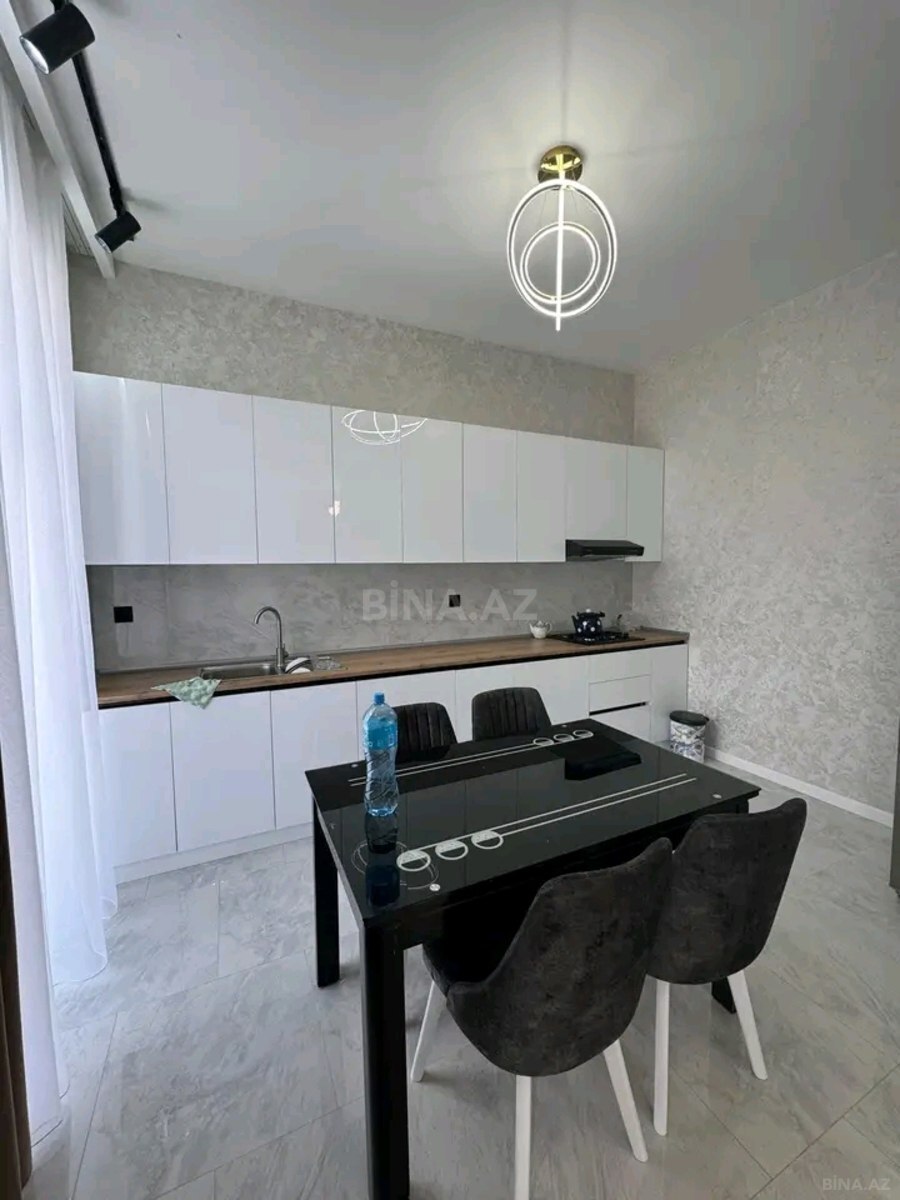 4 otaqlı həyət evi/bağ evi - Şüvəlan q. - 130 m² (4)