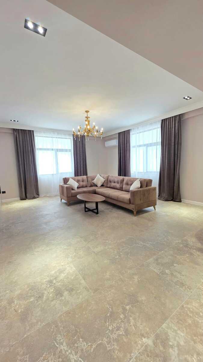 3-комн. новостройка - Ясамальский р. - 140 м² (2)