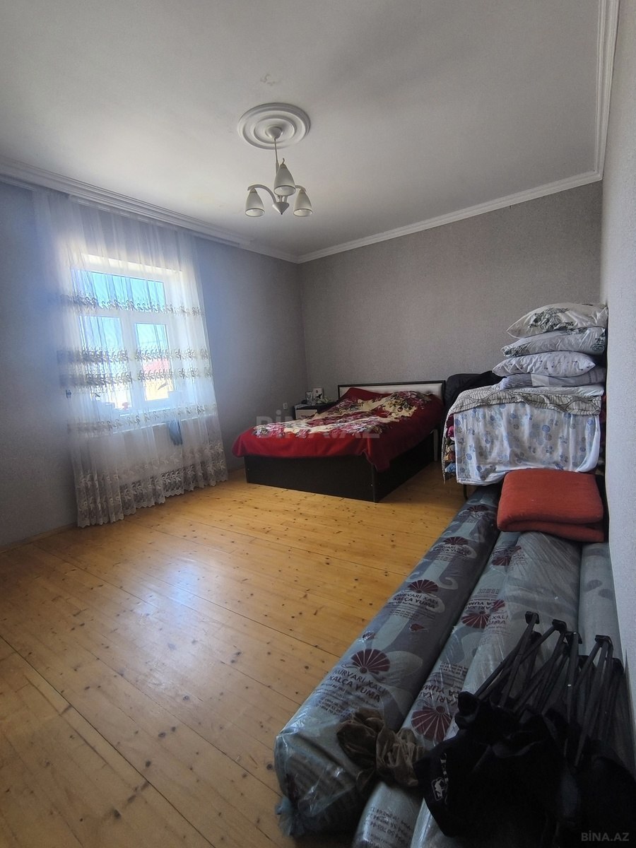 4 otaqlı həyət evi/bağ evi - Novxanı q. - 300 m² (15)