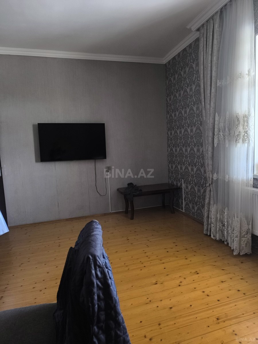 4 otaqlı həyət evi/bağ evi - Novxanı q. - 300 m² (19)