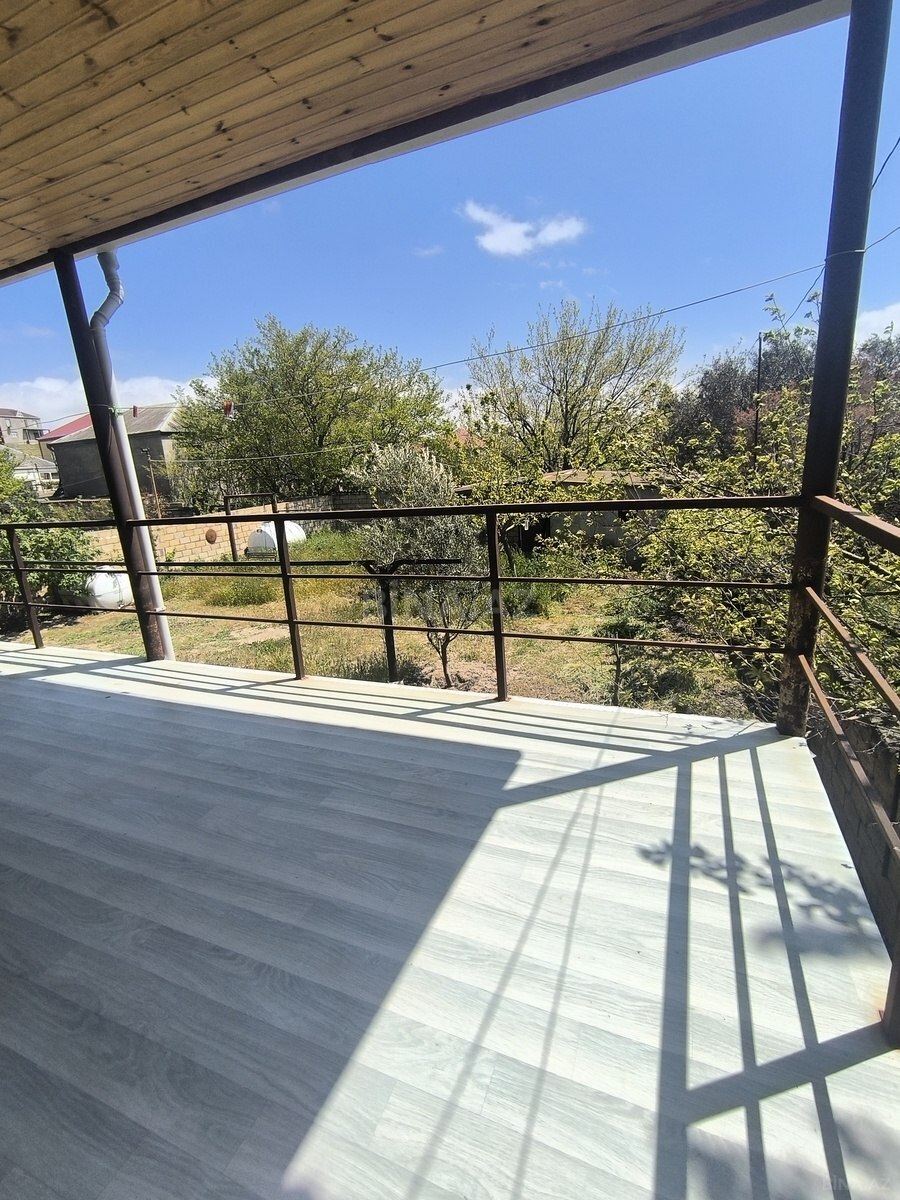 4 otaqlı həyət evi/bağ evi - Novxanı q. - 300 m² (8)