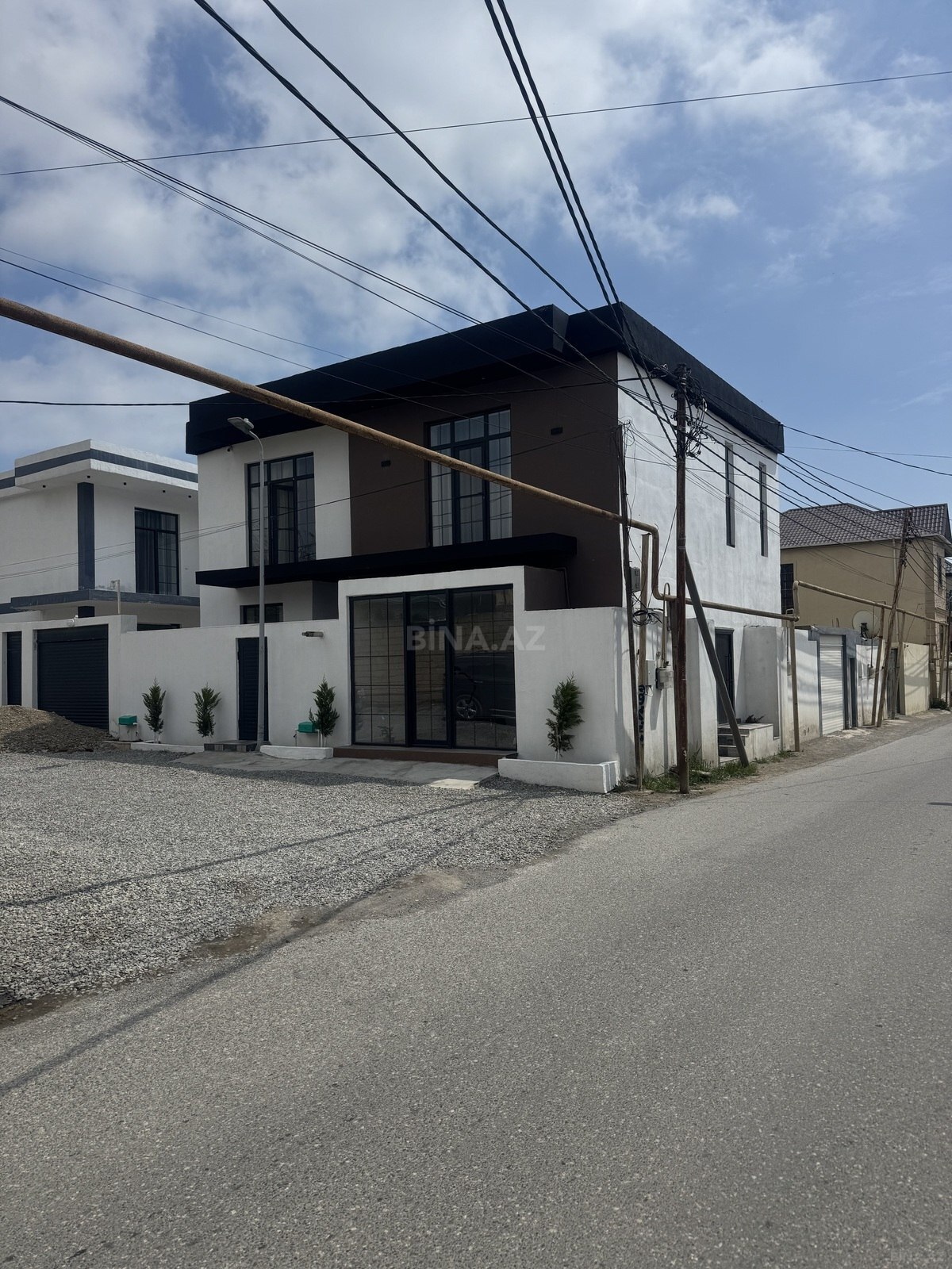 6 otaqlı həyət evi/bağ evi - Badamdar q. - 220 m² (1)